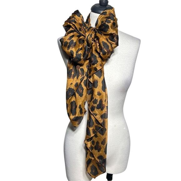 Scarves set of 2 Summer Weight Leopard and Bright Colorful Paisley - Picture 3 of 3